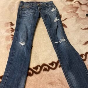Vigoss Collection Ripped Jeans